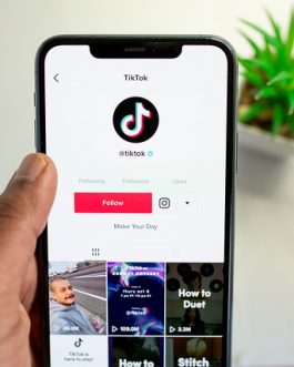 ליווי בניהול תוכן עמוד טיקטוק עיסקי